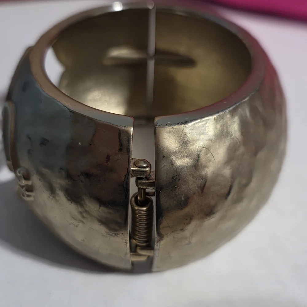 Elegant Antique Vintage Gold Decorative Bracelet